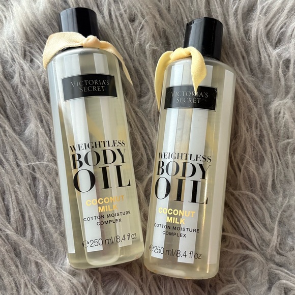 VS WEIGHTLESS BODY OIL COCONUT MILK X2 READ*